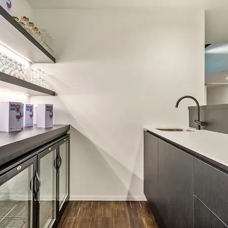 Paradis - De Ultieme Kustvilla Met Zwembad ! Villa *